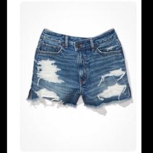 AE STRIGID DENIM MOM SHORT